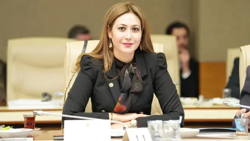 MHP Milletvekili Zuhal Karakoç kazada yaralandı