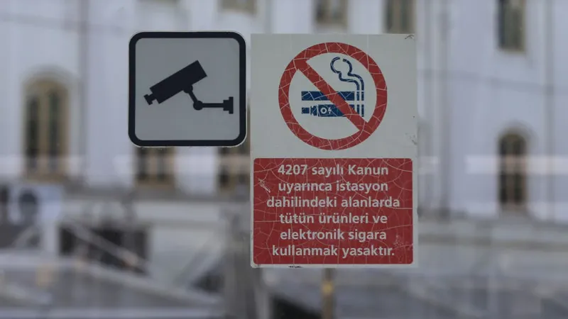 Sigara yasağının kapsamı genişletiliyor