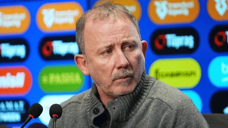Sergen Yalçın'ın ilk icraati Berke Özer!