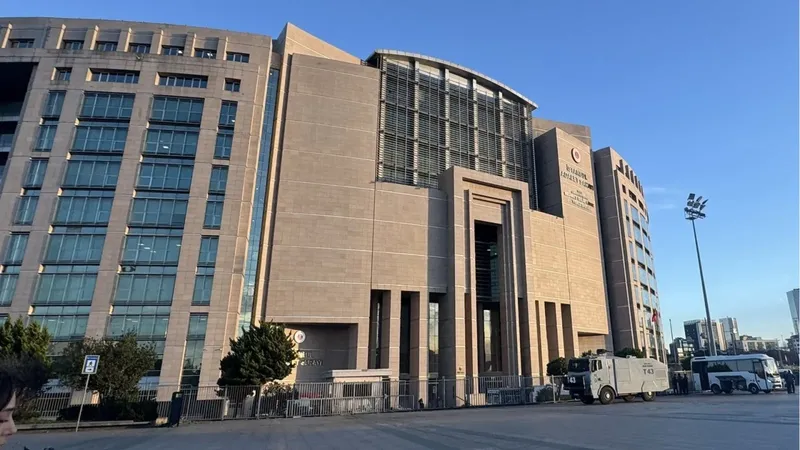 Fon soruşturmasında 11 kişi tutuklandı