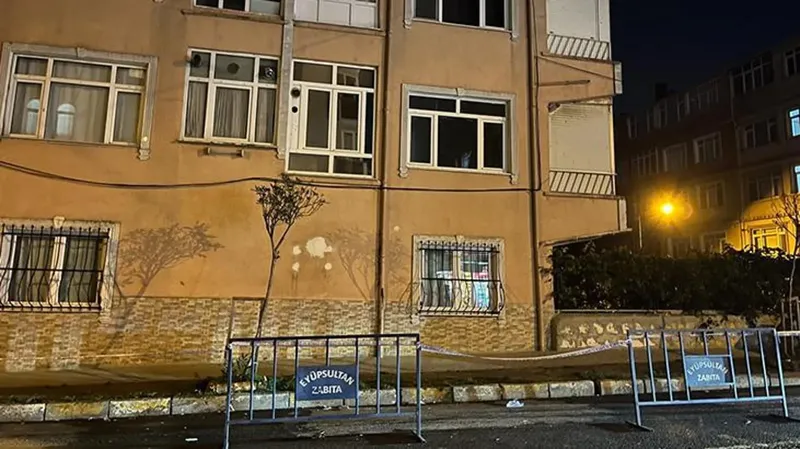 Eyüpsultan'da 5 katlı bina tahliye edildi