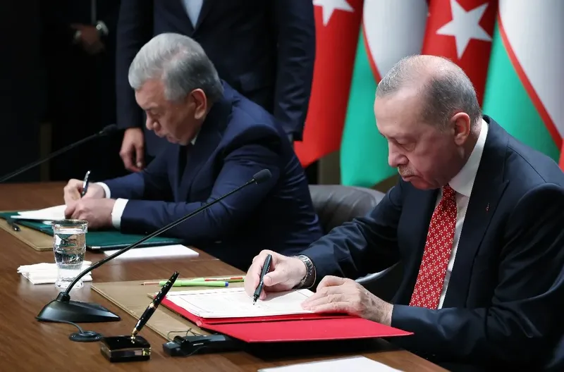 Türkiye ile Özbekistan arasında 5 anlaşma imzalandı!