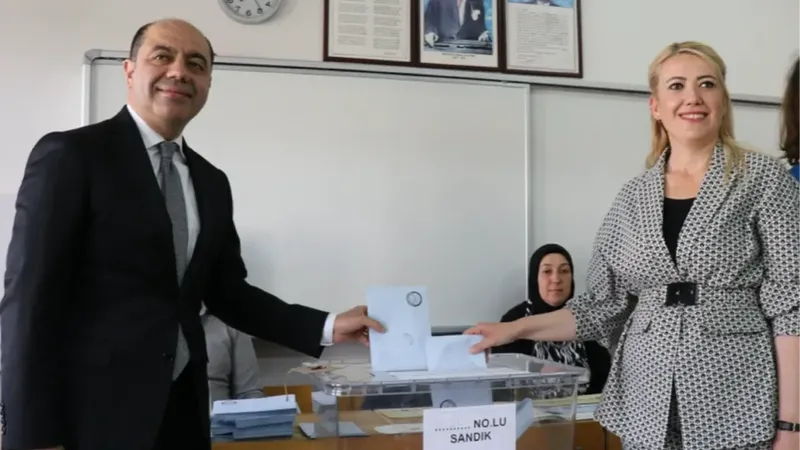 Merkezefendi Belediye Başkanı Şeniz Doğan tutuklandı