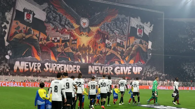 Beşiktaş'ın Celtic maçı öncesi İskoçya'da alarm