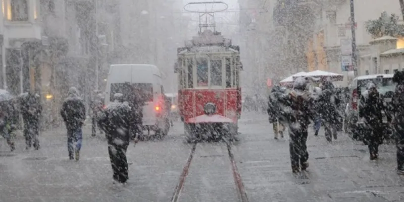 İstanbul'a karla karışık yağmur yağacak