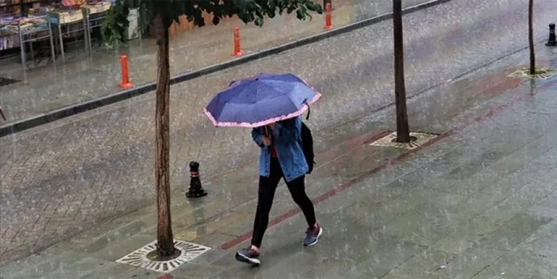 İstanbul'a sağanak yağış geri geliyor