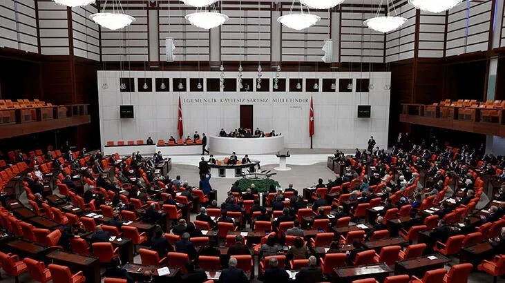 Emeklilikte Yaşa Takılanlar düzenlemesi Meclis'ten geçti