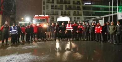 Kartal Belediyesi ekipleri depremde mucizeye imza attı