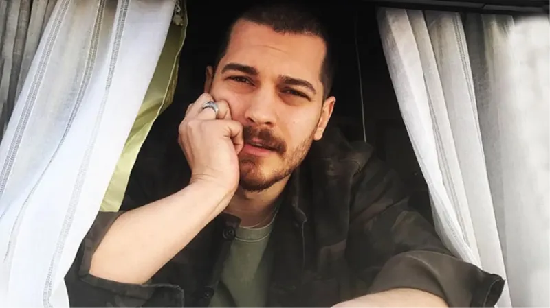 Çağatay Ulusoy Türkiye'nin en pahalı oyuncusu oldu!