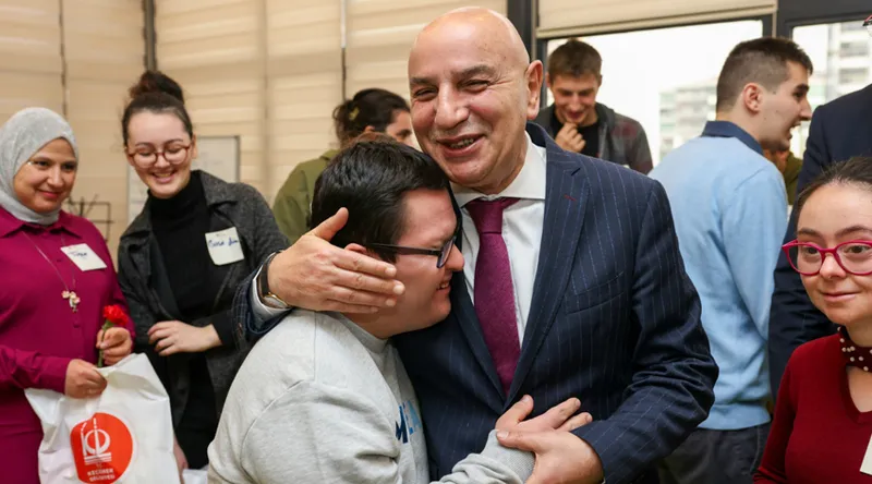 Başkan Altınok Keçiören'de özel bireylerle buluştu
