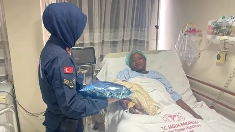 Hırsızlıktan yakalandı götürüldüğü hastanede doğum yaptı