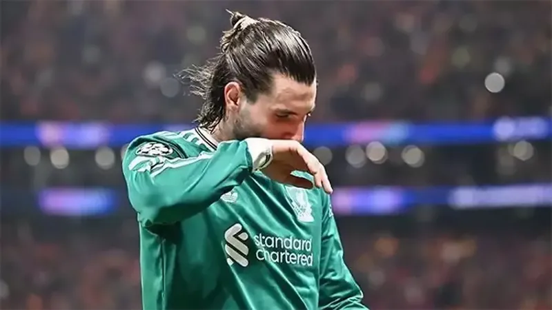 İngiliz basını Liverpool'u yerden yere vurdu