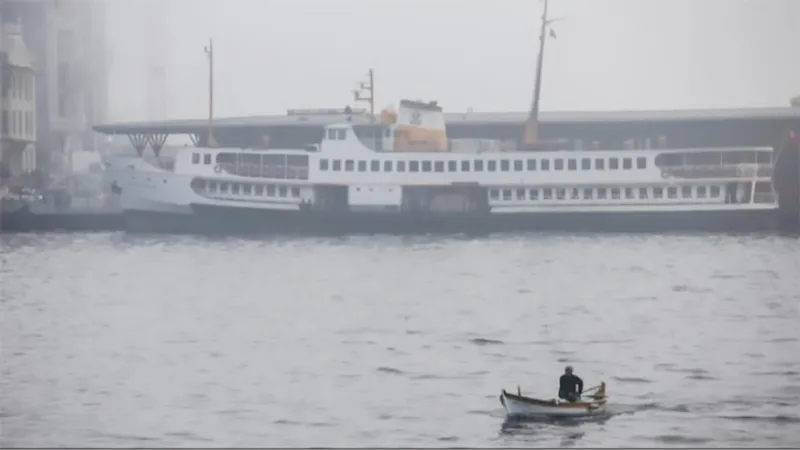 İstanbul'da bazı vapur seferleri iptal edildi
