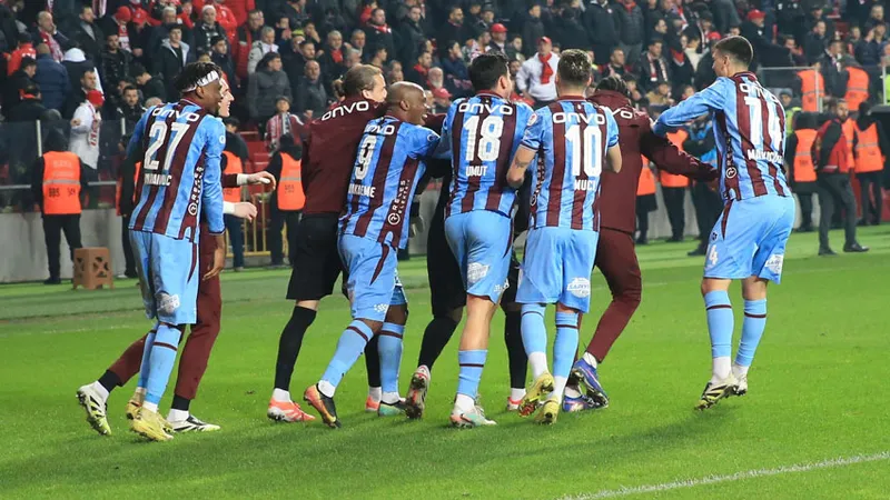 Trabzonspor penaltılarla yarı finalde