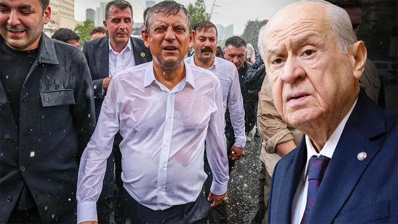 Bahçeli'den Özel için sert sözler