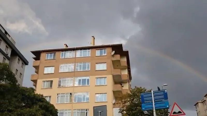 Ataşehir’de yağmur sonrası gökkuşağı