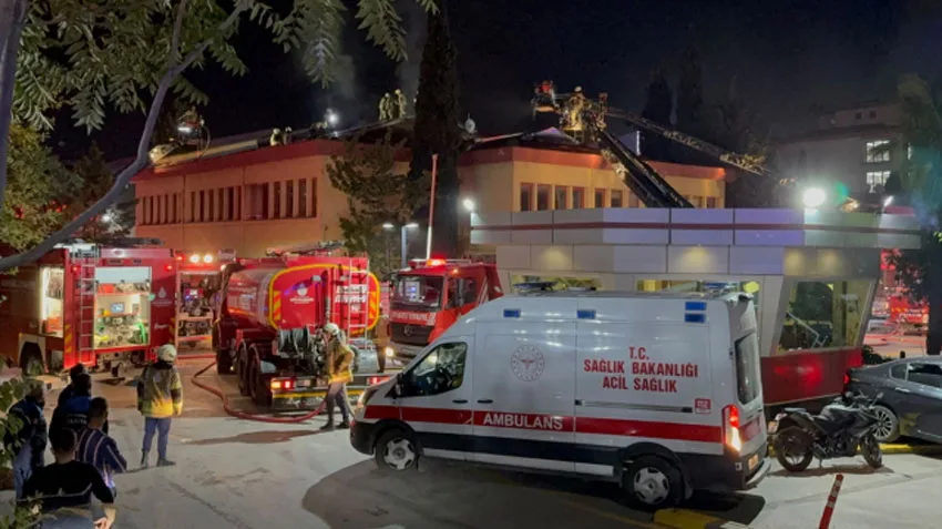 Kartal'daki hastanede yangın paniği!