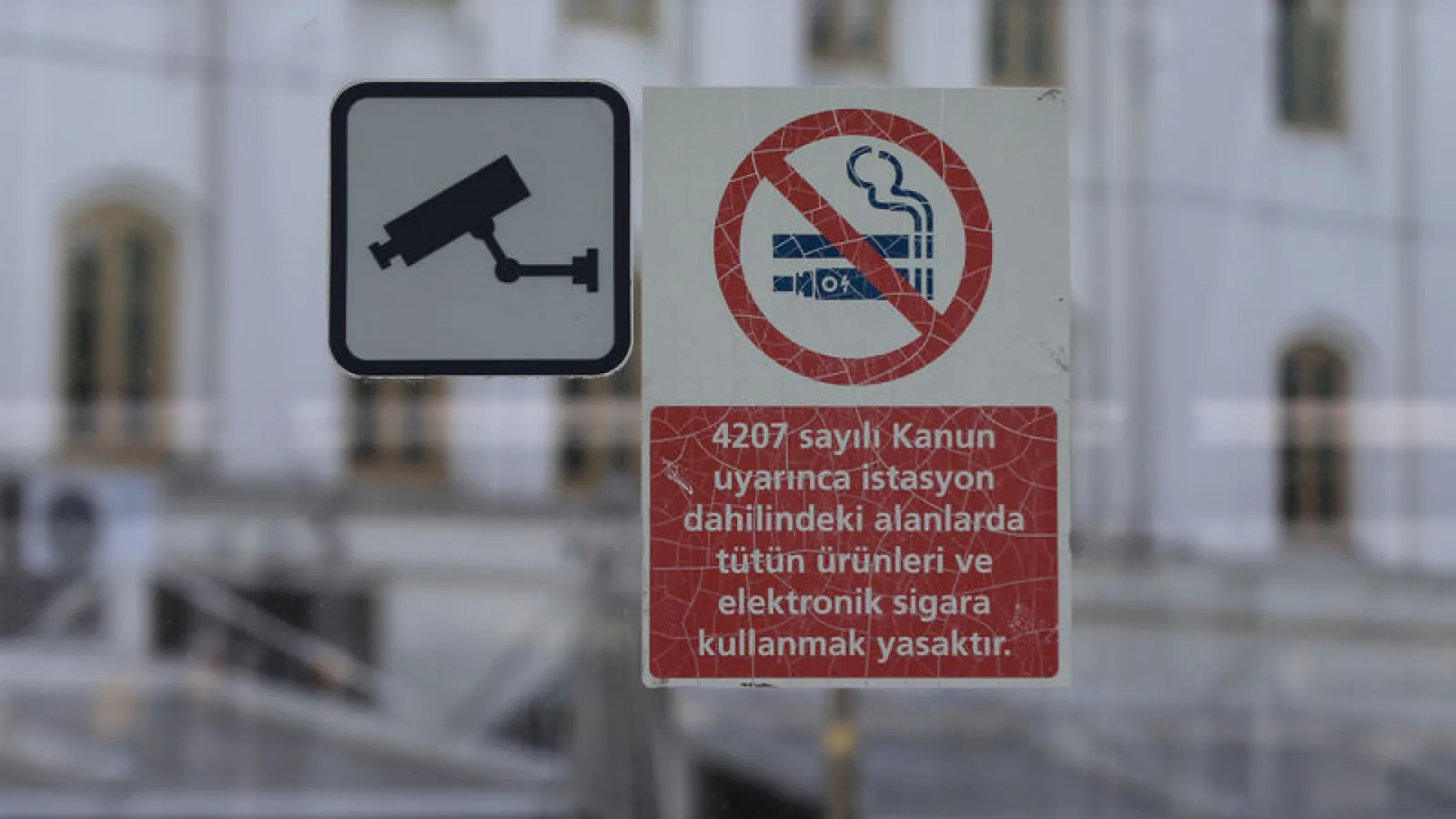 Sigara yasağının kapsamı genişletiliyor