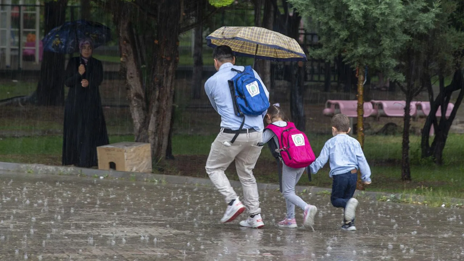 İstanbul'da yarın okullar tatil