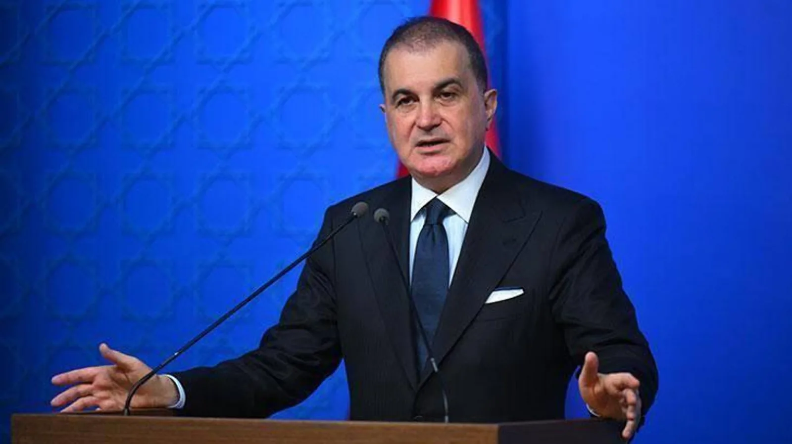 AK Parti Sözcüsü Ömer Çelik'ten İstanbul açıklaması