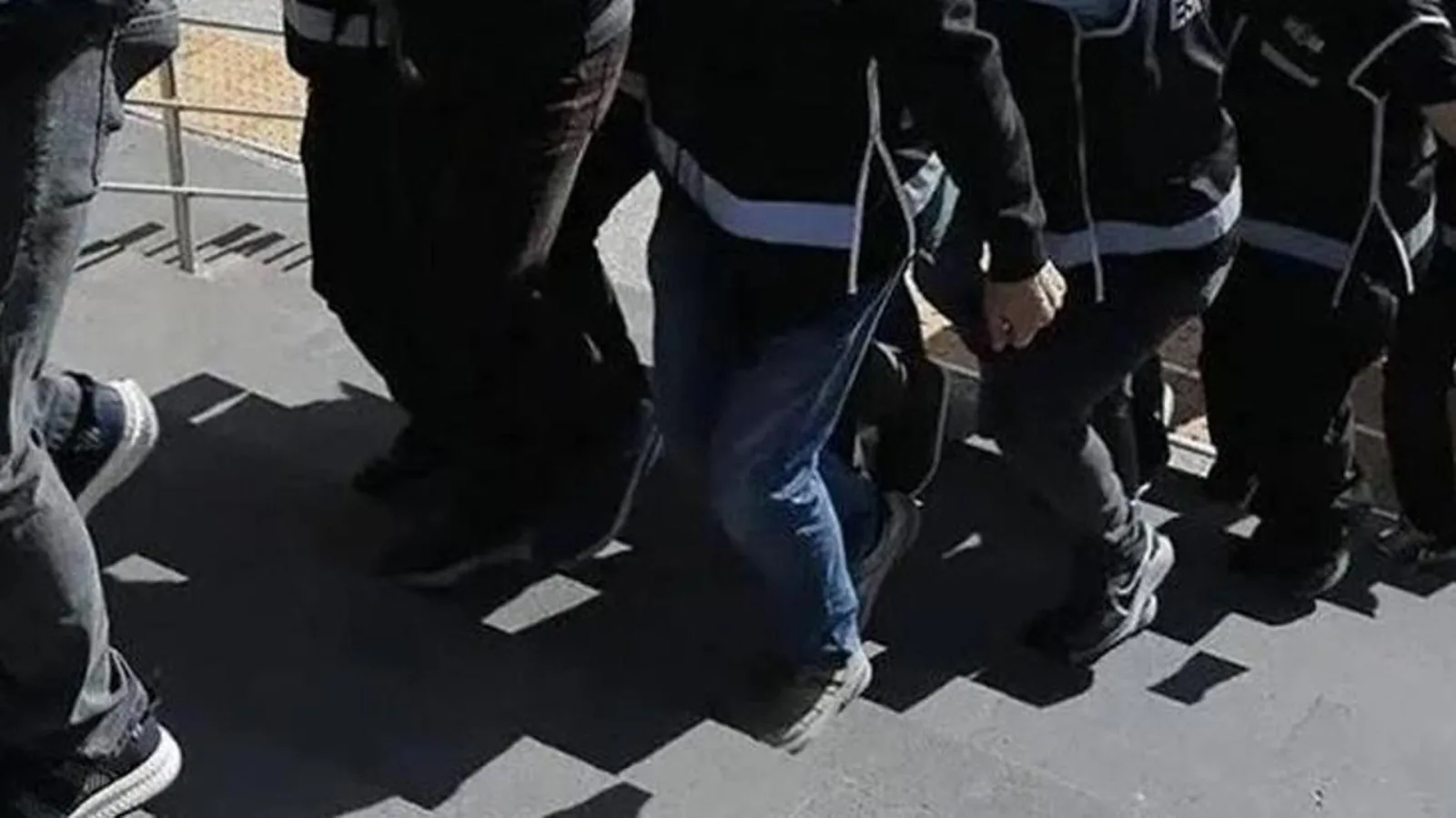 Ankara'da uyuşturucu ve fuhuş operasyonu