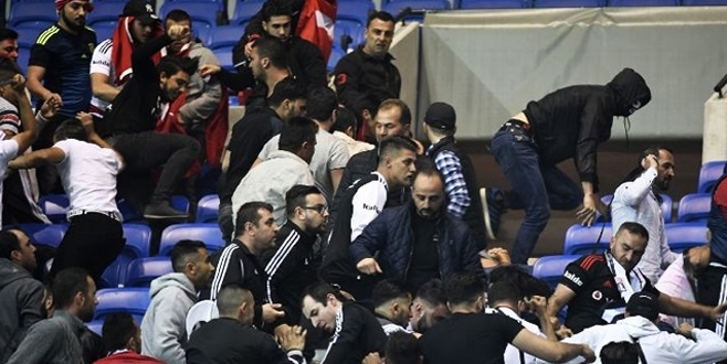 Fransa'da Beşiktaş taraftarına hapis cezası