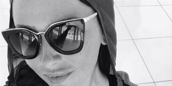 Hadise çarşafa girdi sosyal medya yıkıldı