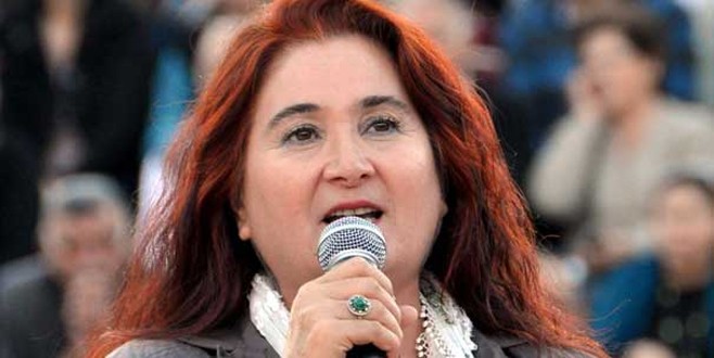 TRT Sabahat Akkiraz'ı yasakladı!