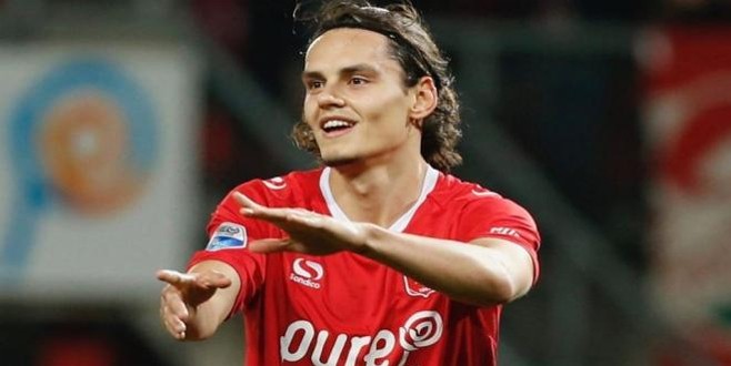 Enes Ünal Villareal'e imza attı