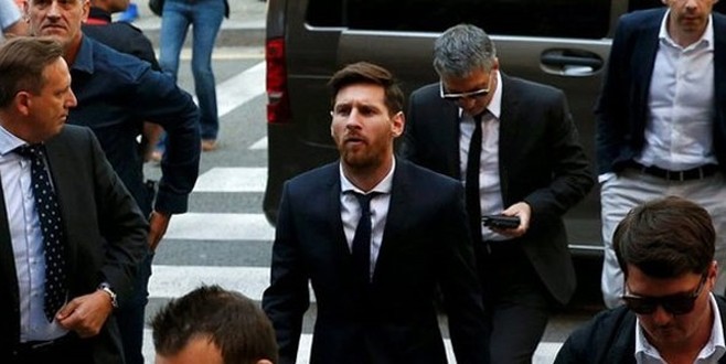 Lionel Messi'ye 21 ay hapis!