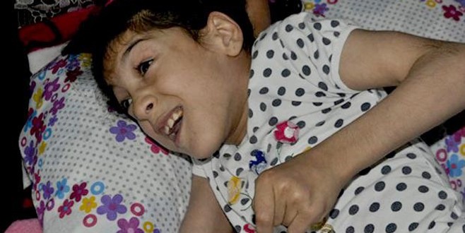 11 yaşındaki Sevda, yardım bekliyor