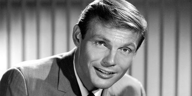 Adam West hayatını kaybetti