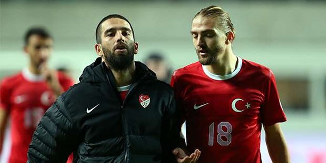 Arda Turan'ı Caner Erkin gaza getirmiş!