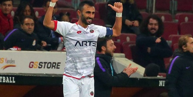 Göztepe'de Selçuk Şahin sesleri!