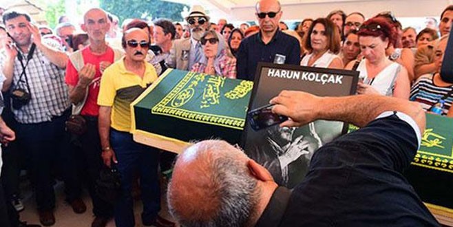 Harun Kolçak'ın cenazesinden şok görüntüler