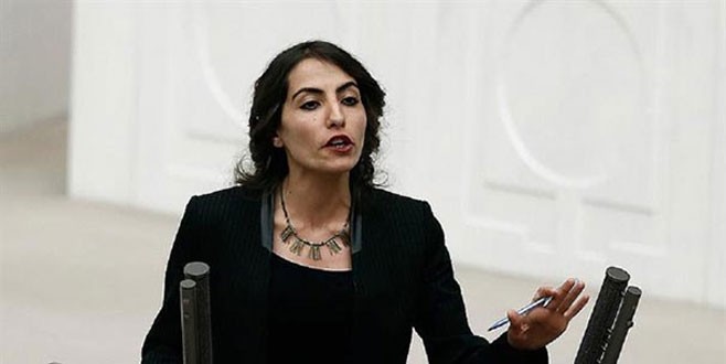 HDP'li Tuğba Hezer Öztürk'ün vekilliği düşürüldü