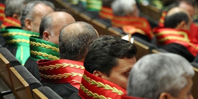 HSK'dan gece kararnamesi; 154 kişi...