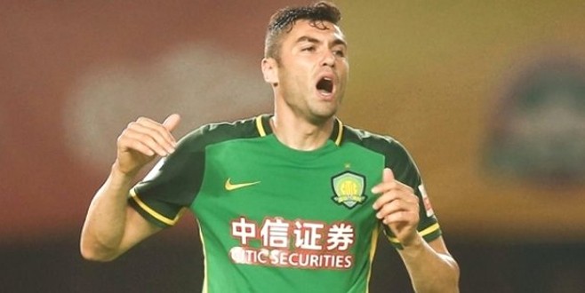 Trabzonspor Burak Yılmaz ve Serdar'ı bitirdi