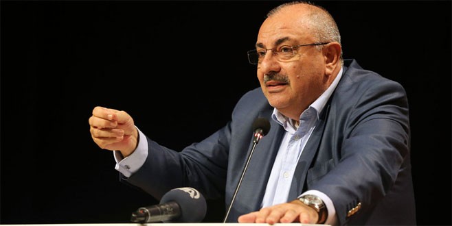Tuğrul Türkeş Semih Yalçın'a sarhoş dedi