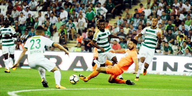 Bursaspor Alanyaspor'u son dakikada yıktı
