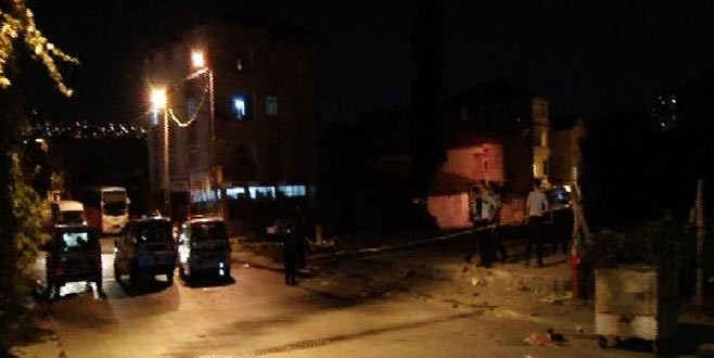 Maltepe'de kahvehaneye silahlı saldırı; 1 ölü