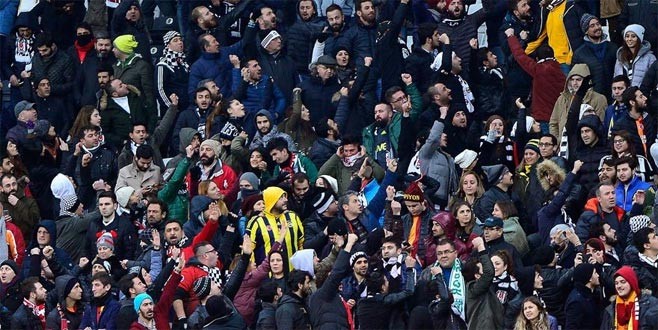 Sporcuya ve takıma küfür eden yandı!
