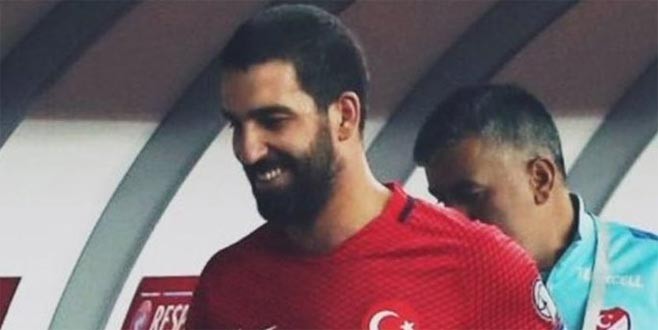 Ahmet Hakan'dan Arda Turan'a sert eleştiri