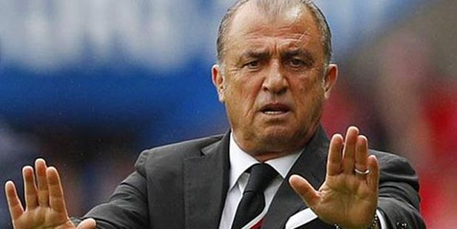 Fatih Terim Yunanistan'da istifayı getirdi!