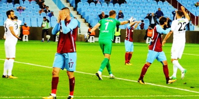 Trabzonspor Akhisarspor'a evinde 6-1 mağlup oldu