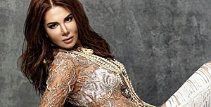 Ebru Yaşar'dan transparan şov!