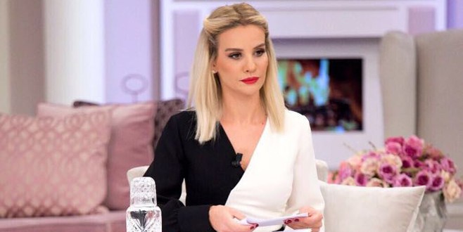 Esra Erol'da siyah beyaz sürpriz