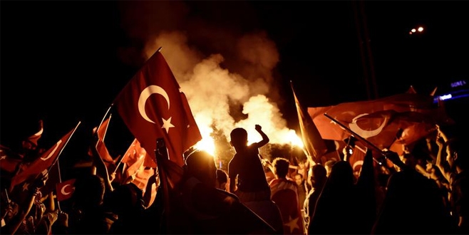 Abdulkadir Selvi'den iç savaş çıkartır denen KHK için yorum