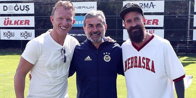 Aykut Kocaman'dan Kuyt kararı