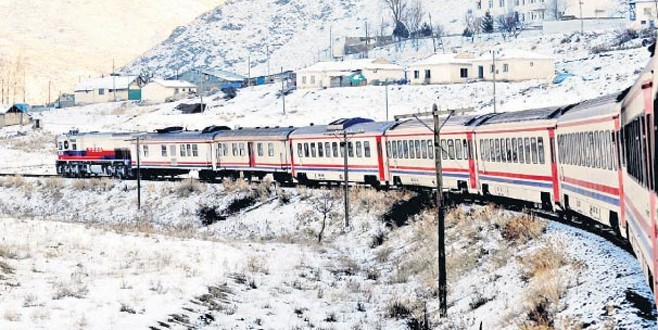 Doğu Ekspresi'ne yoğun ilgi! Biletler 1 dakikada tükeniyor!